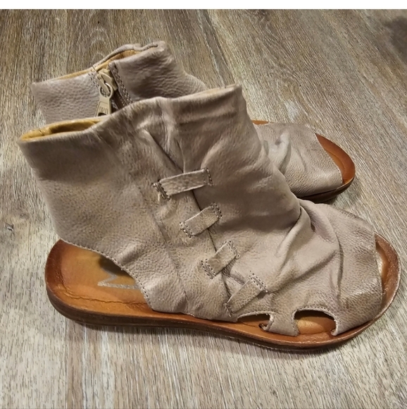 Miz Mooz sandals leather Size 38 fizzy upper anthropologie tan gray 7.5 - Picture 8 of 12